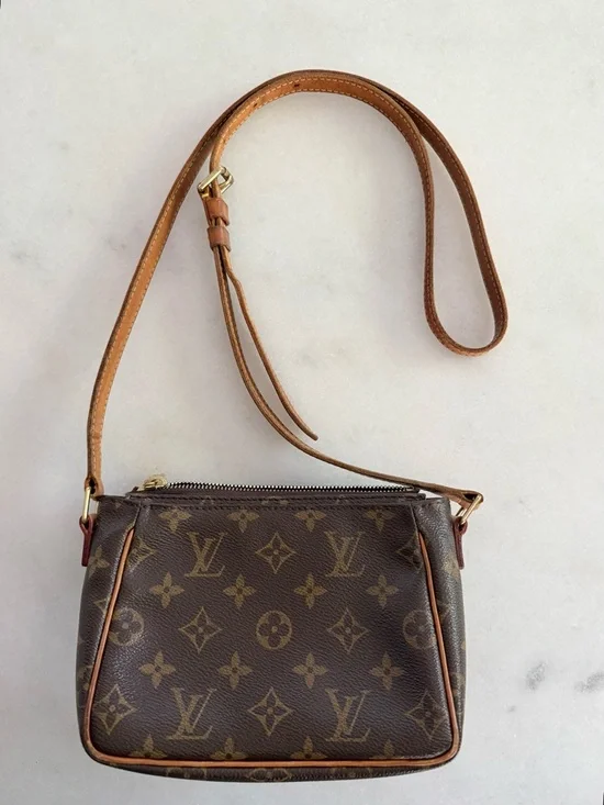 ✨ Louis Vuitton Viva Cite PM Monogram Shoulder Crossbody handbag ✨ - Picture 2 of 16